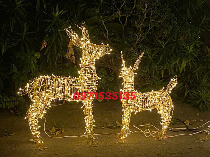 khung thép con tuần lộc noel