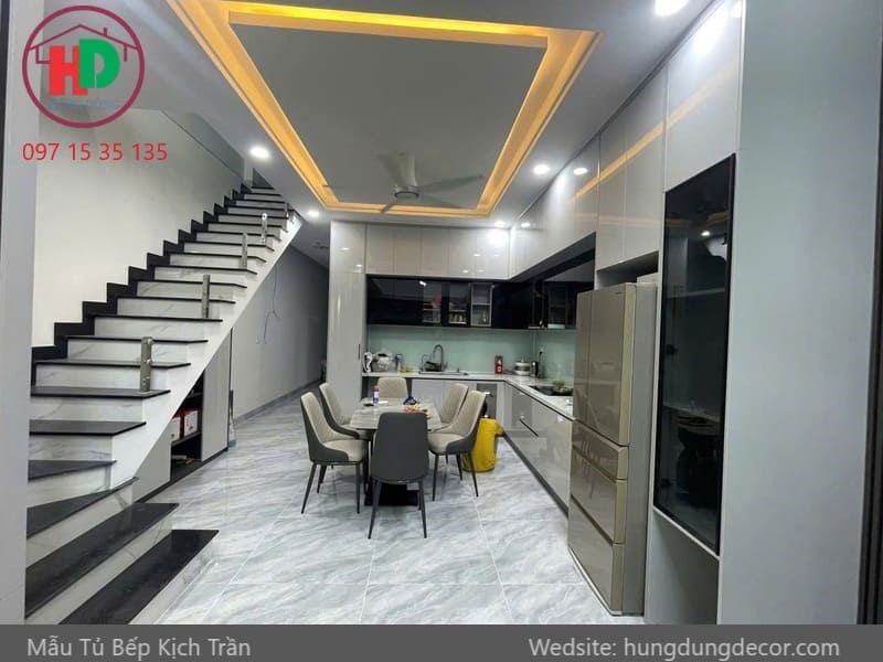 mẫu tủ bếp kịch trần đẹp