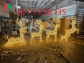 Khung Sắt Con Tuần Lộc Trang Trí